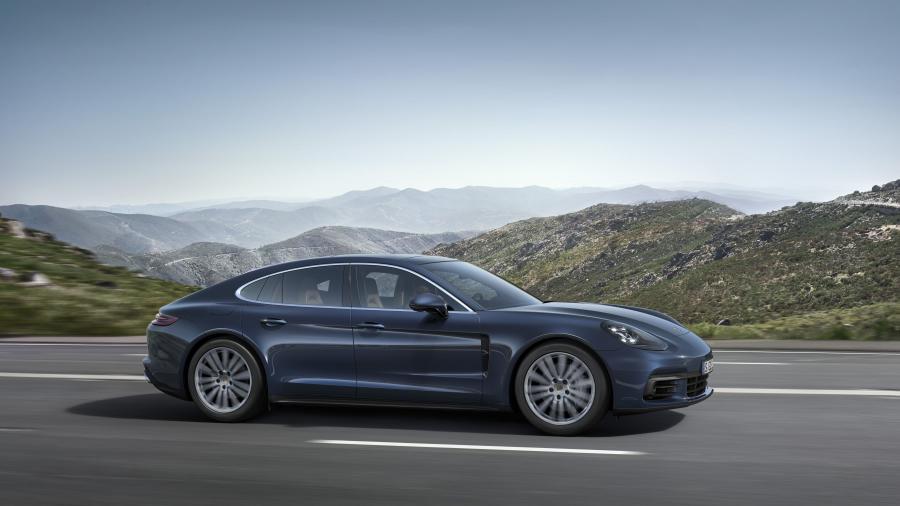  Porsche Panamera 4S 2016 года  (фото 61 из 65)